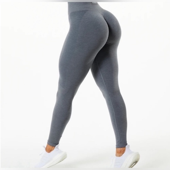 Alphalete Amplify - Titanium - Picture 1 of 1